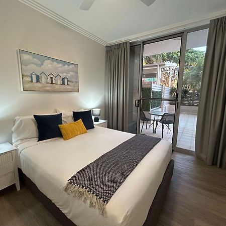 Redvue Holiday Apartments Redcliffe Extérieur photo