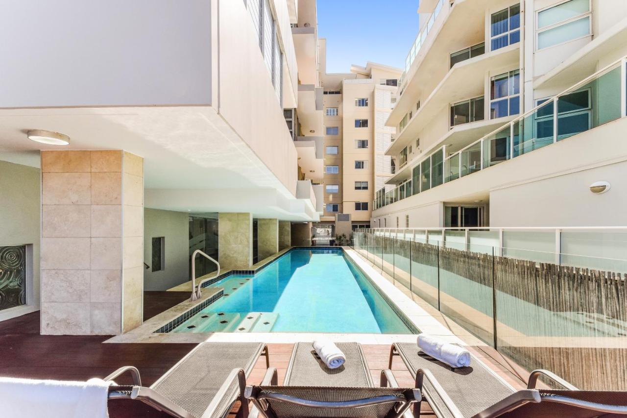 Redvue Holiday Apartments Redcliffe Extérieur photo