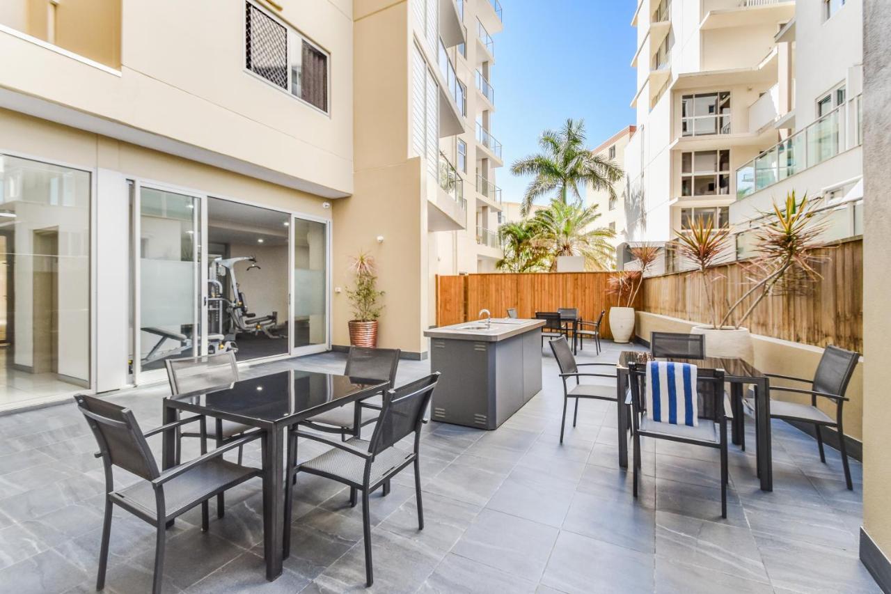 Redvue Holiday Apartments Redcliffe Extérieur photo