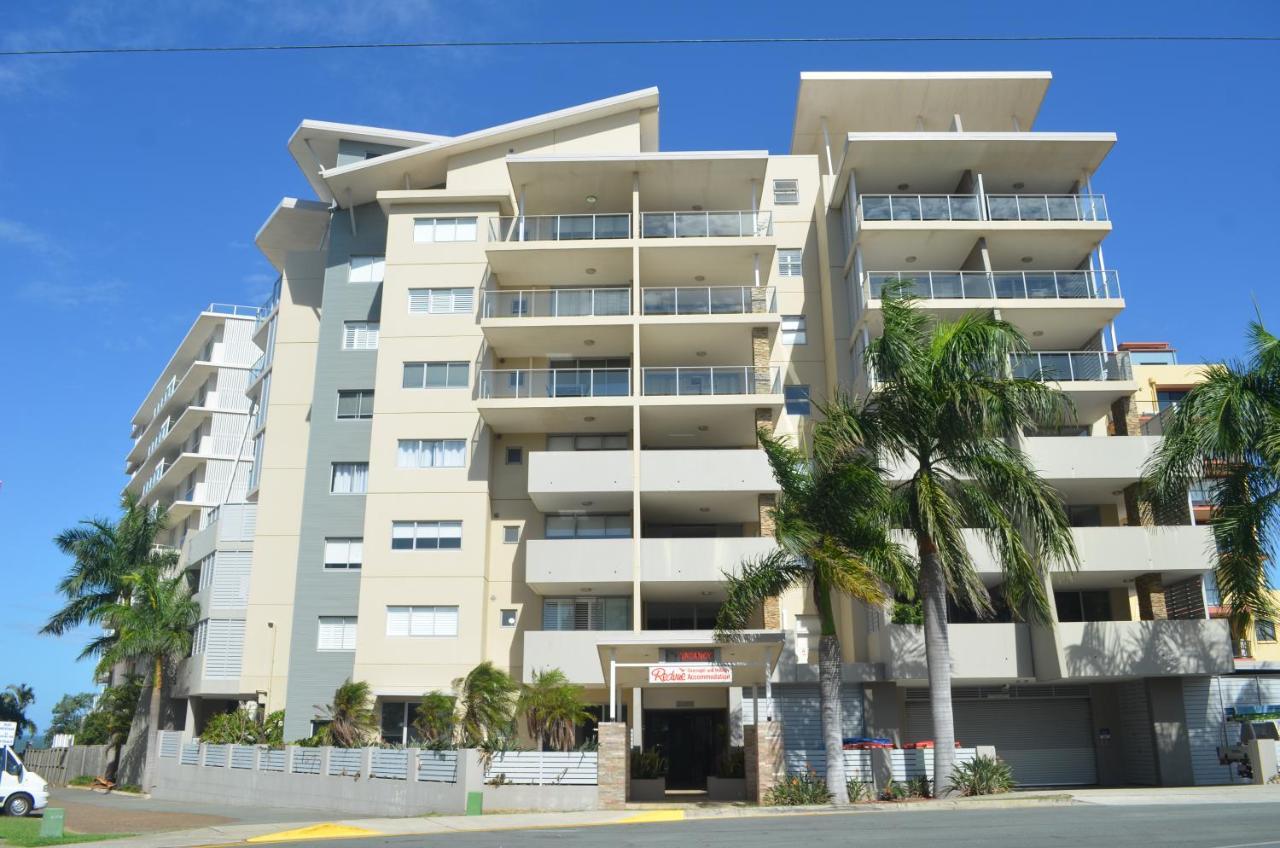 Redvue Holiday Apartments Redcliffe Extérieur photo