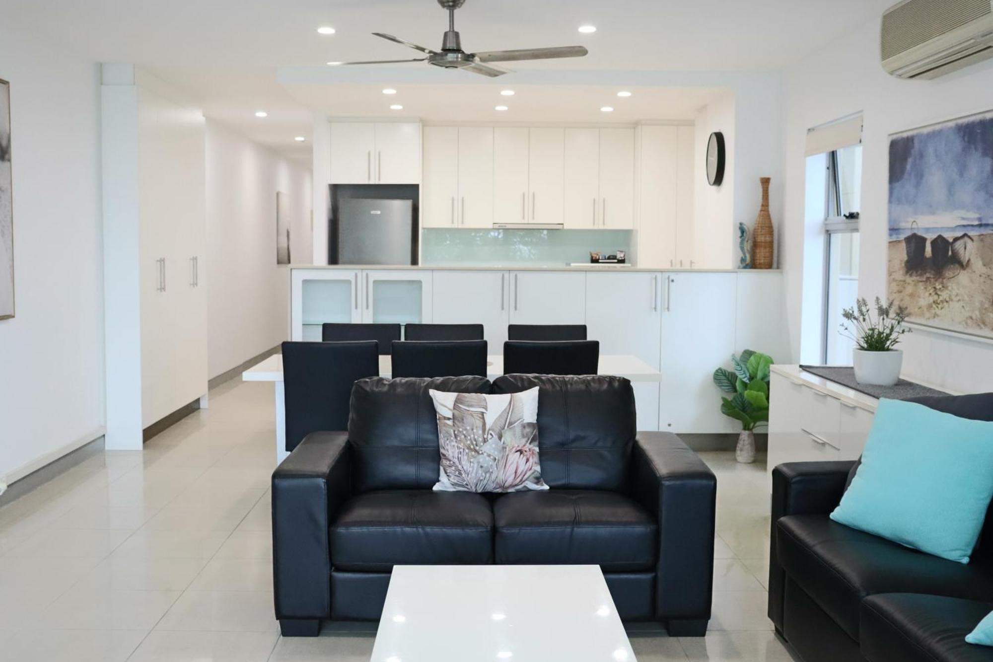 Redvue Holiday Apartments Redcliffe Extérieur photo