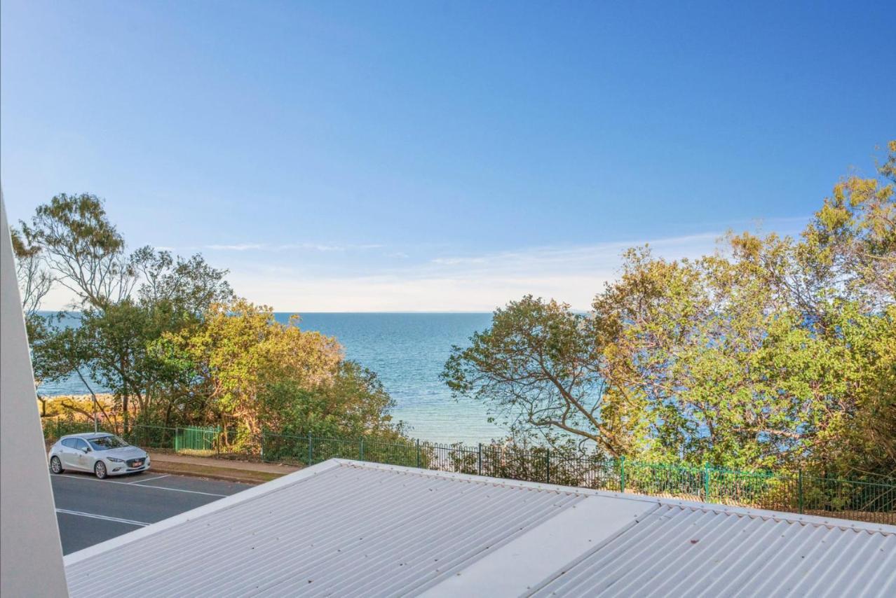 Redvue Holiday Apartments Redcliffe Extérieur photo